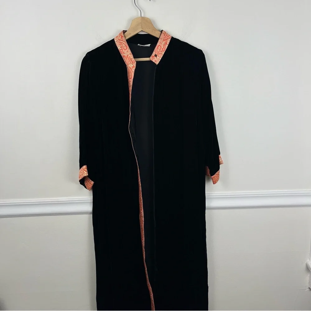 Vtg 60s G. Fox & CO‎ Lounge Wear Caftan Robe Black Orange Gold Velour Zip Sz S/M